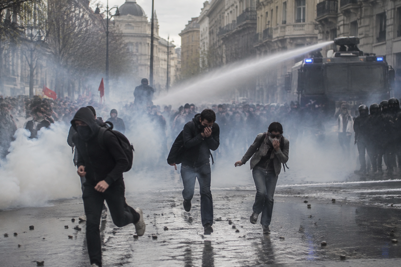 France School Protests Draw Over 250,000 as Police Use Tear Gas and Water Cannons