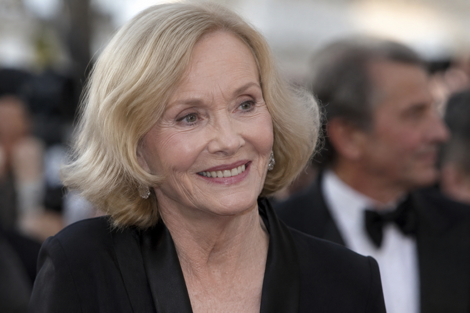 Eva Marie Saint, Oscar-winning actress, dies at 102