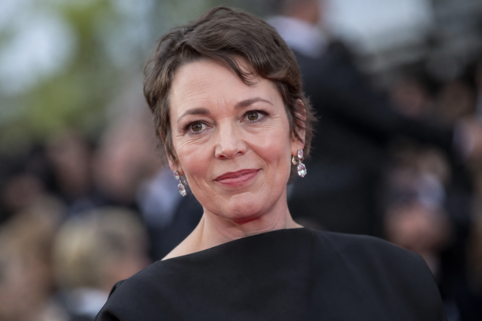 Olivia Colman's Wicker draws viral memes ahead of film release