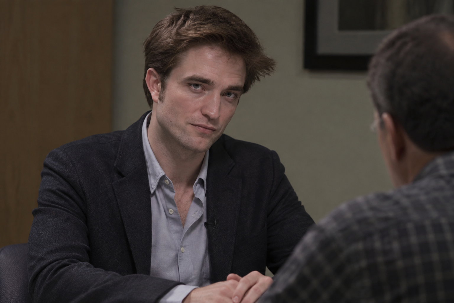 Robert Pattinson plays To Catch a Predator host in Primetime