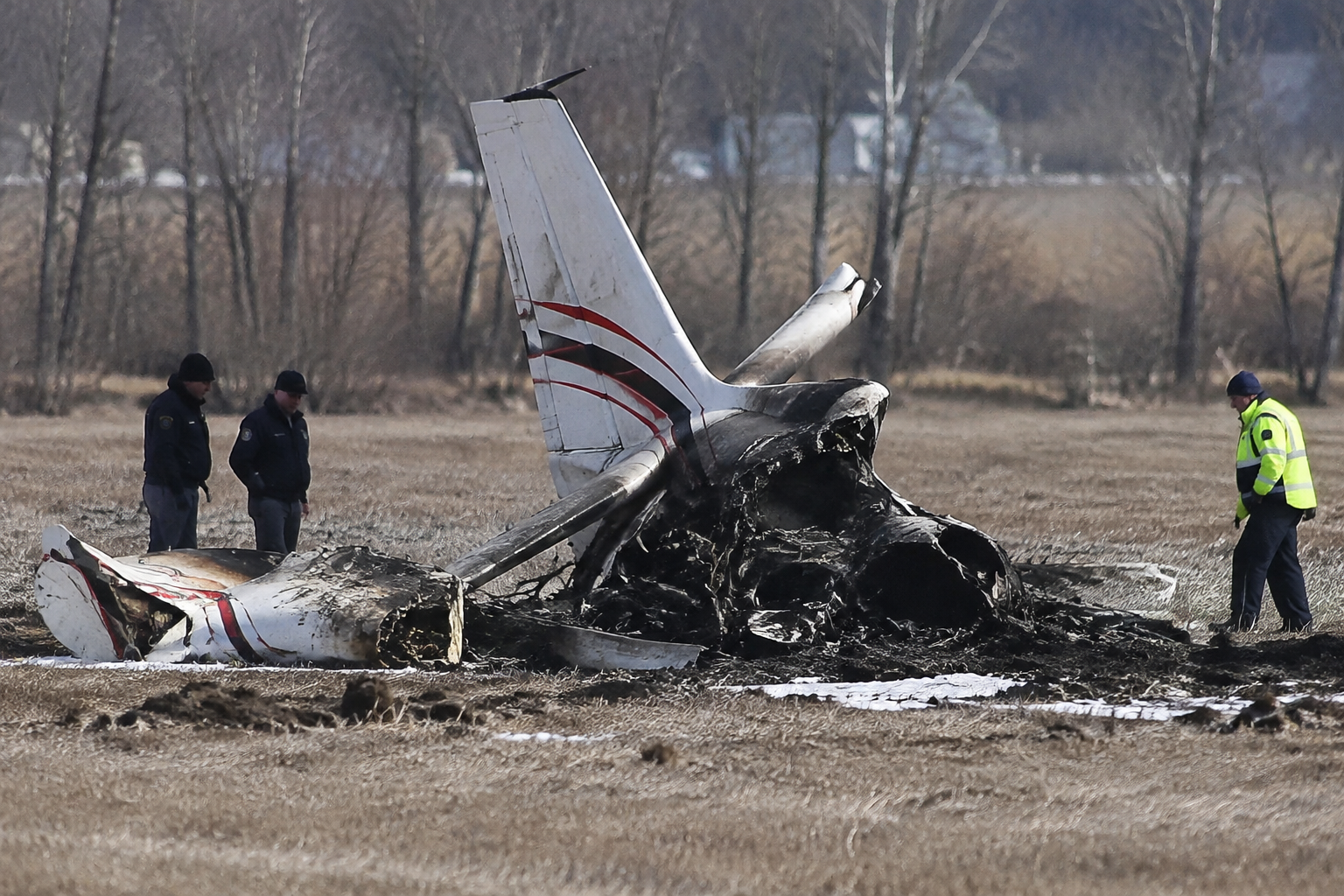 Wisconsin Plane Crash Near Wisconsin Dells Kills 6