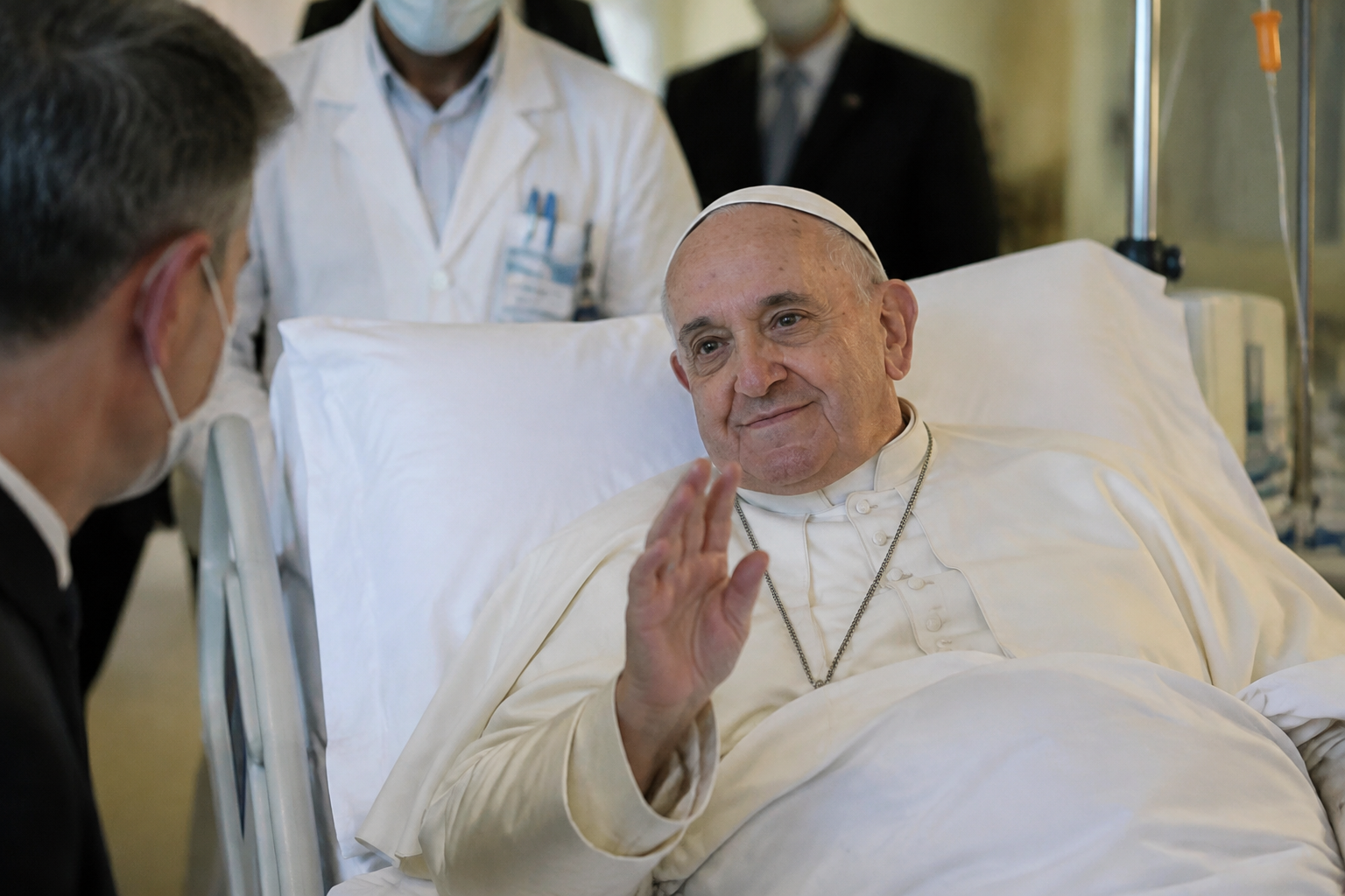 Pope recovering in hospital after successful lung surgery