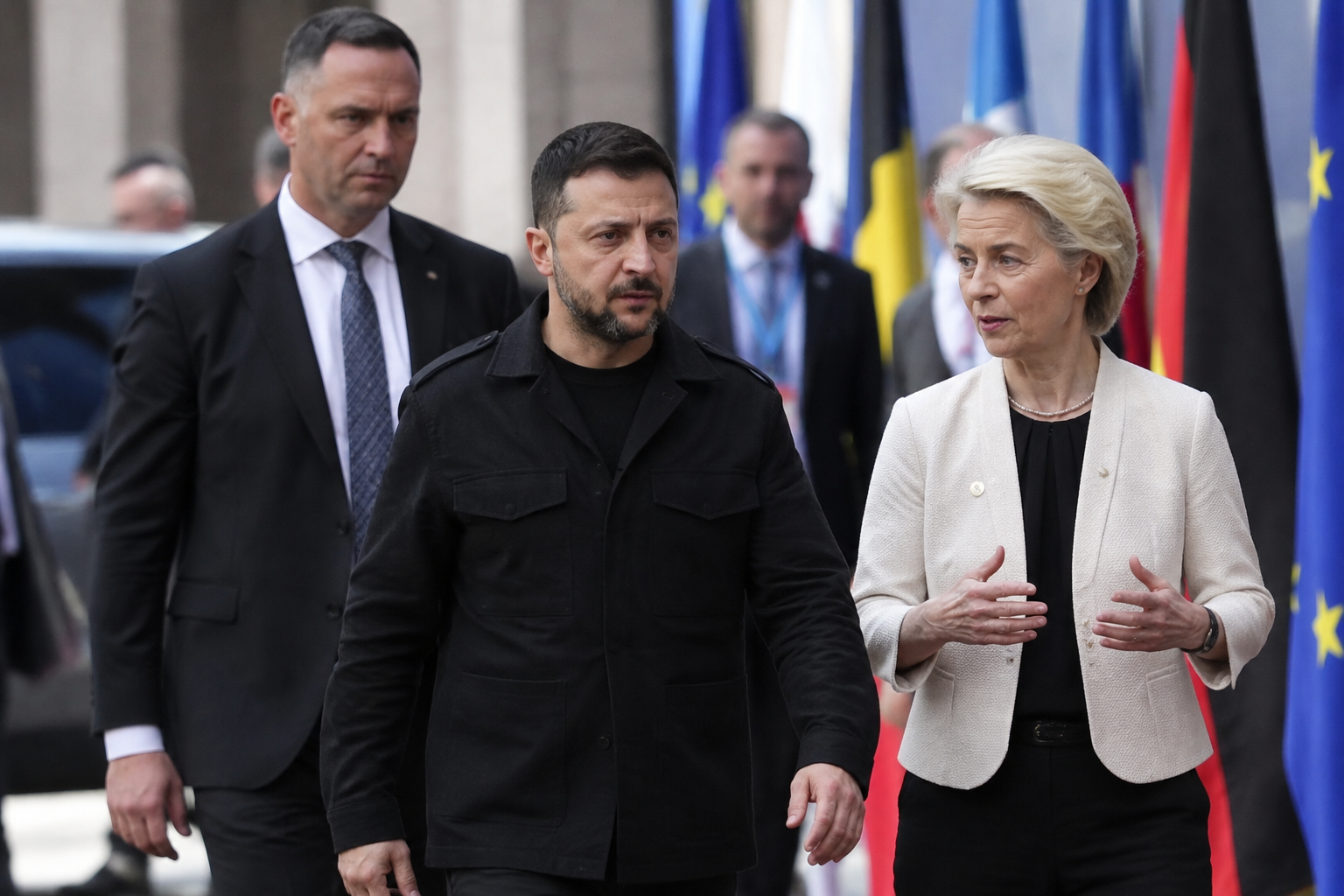 Zelensky seeks EU support as Trump steps up criticism ahead of Brussels meeting