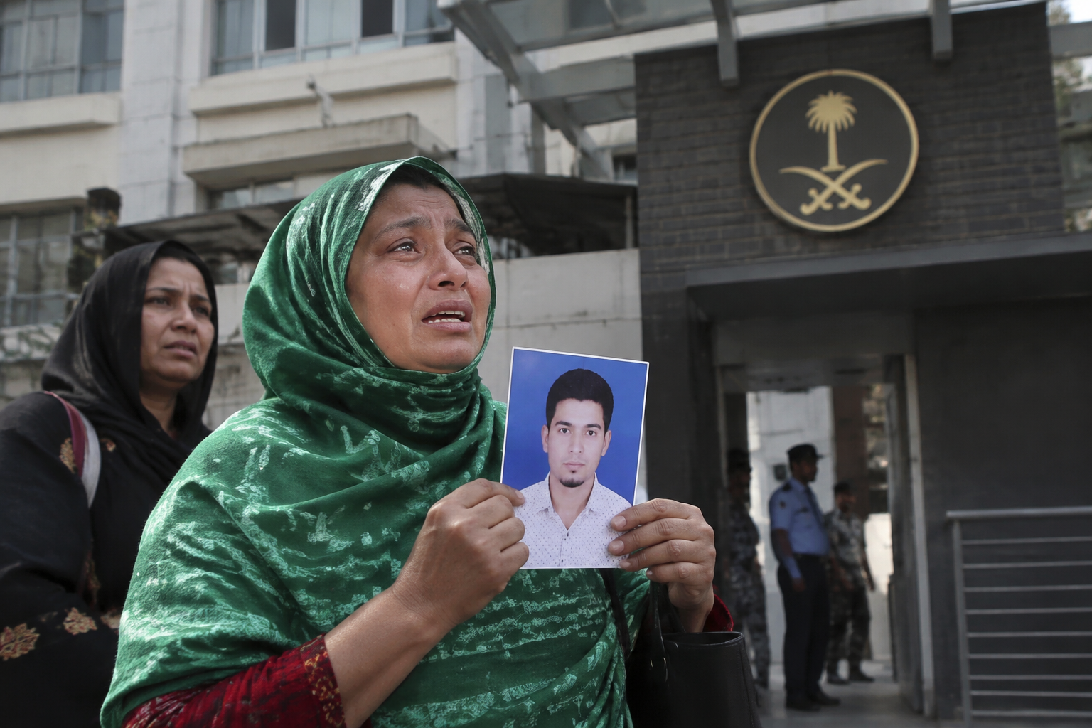 Bangladesh says Saudi Arabia did not notify it of citizens' executions