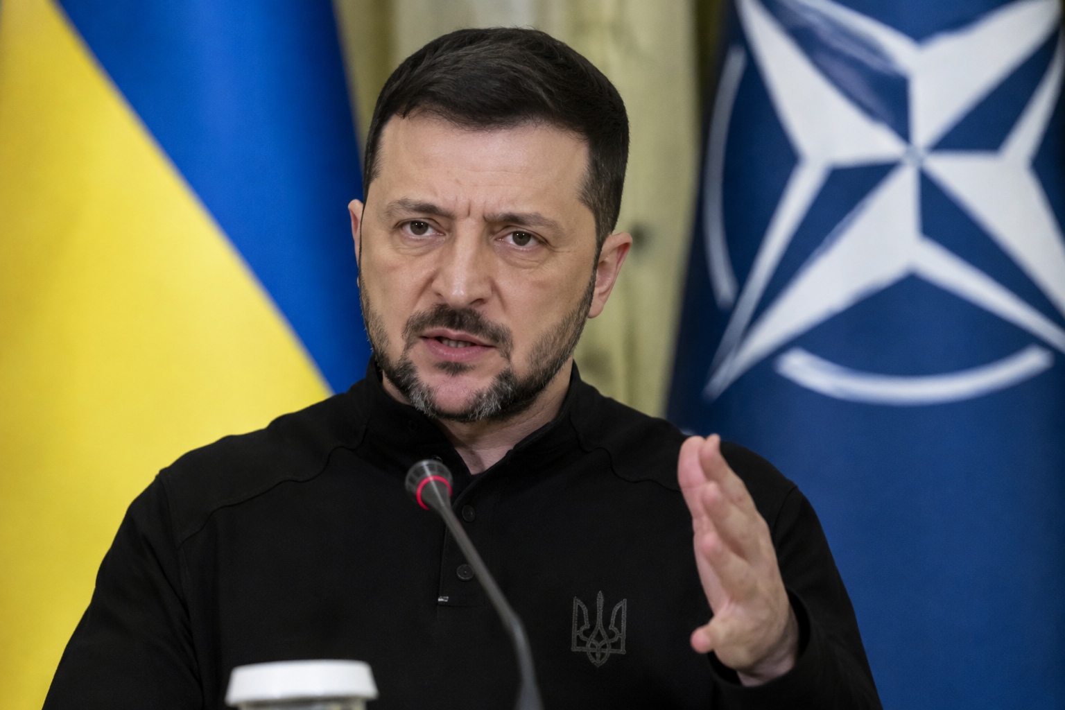 Zelensky says US intelligence sharing is working after Oslo talks