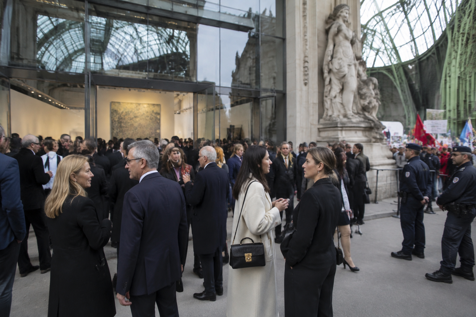 Art Basel Paris Preview Attracts Major Collectors Despite Protests