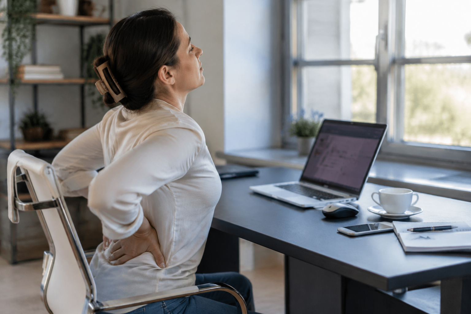 Ways to Ease Desk-Related Aches, Back Pain and Eye Strain