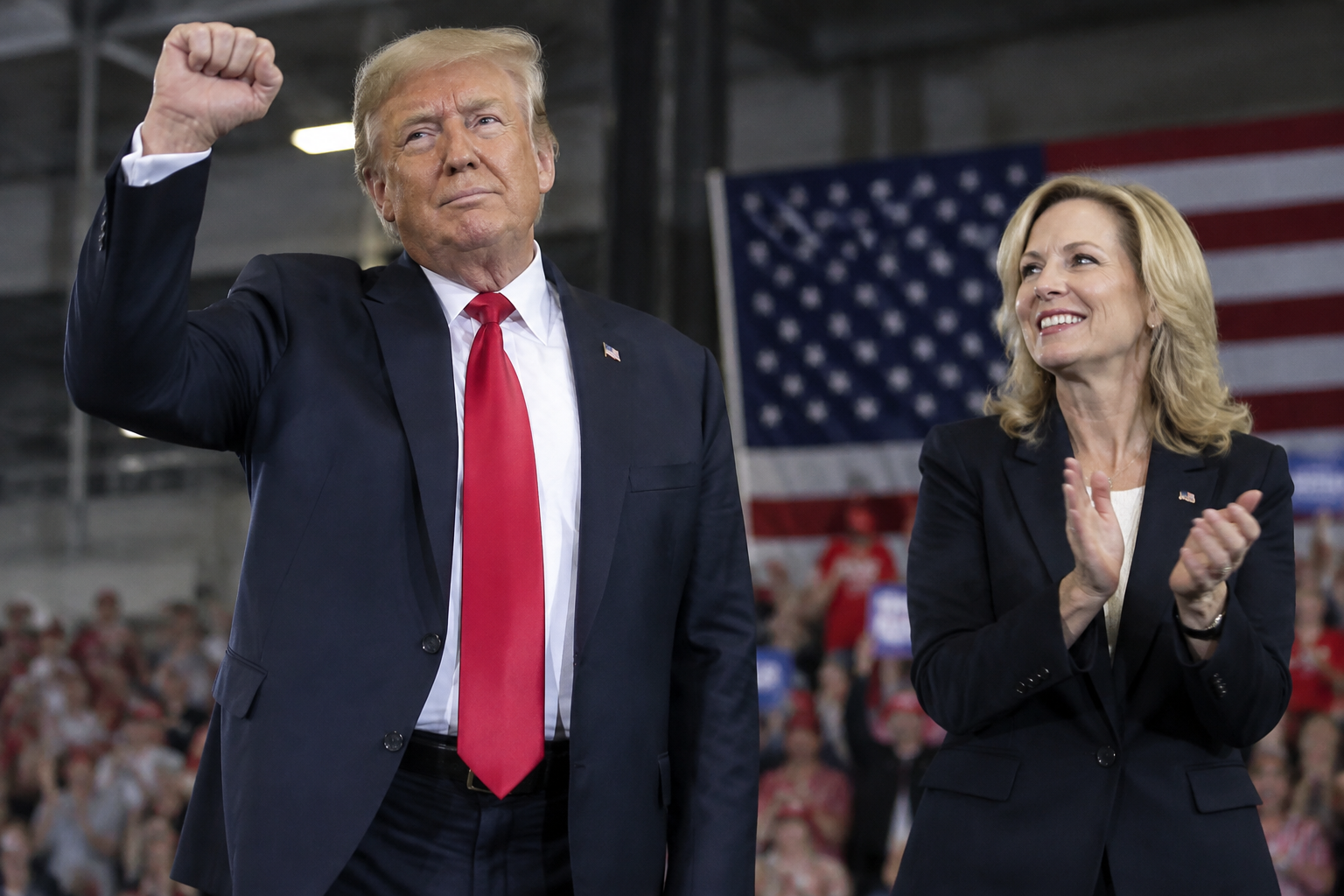 Trump Visits Sioux City to Boost Ashley Hinson in Iowa Senate Race