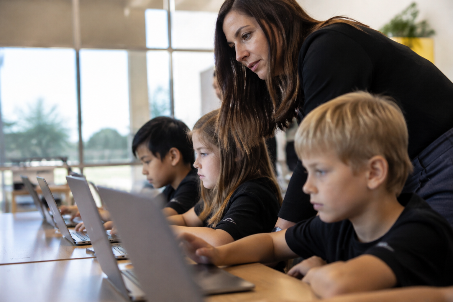Alpha School Expands Into Public Education Amid Questions Over Its Claims
