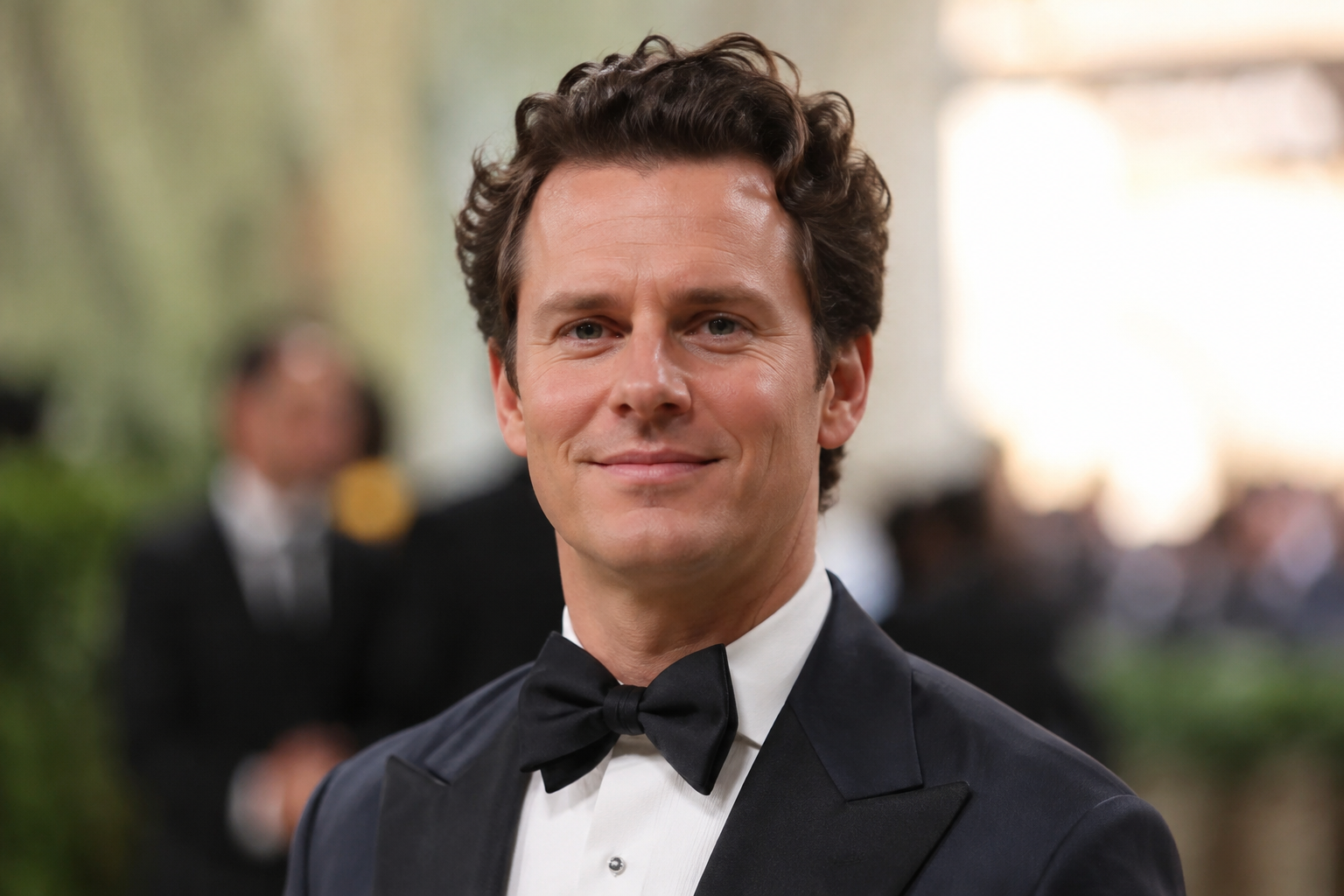 Jonathan Groff to Bring ‘The Amish Project’ to Broadway in February