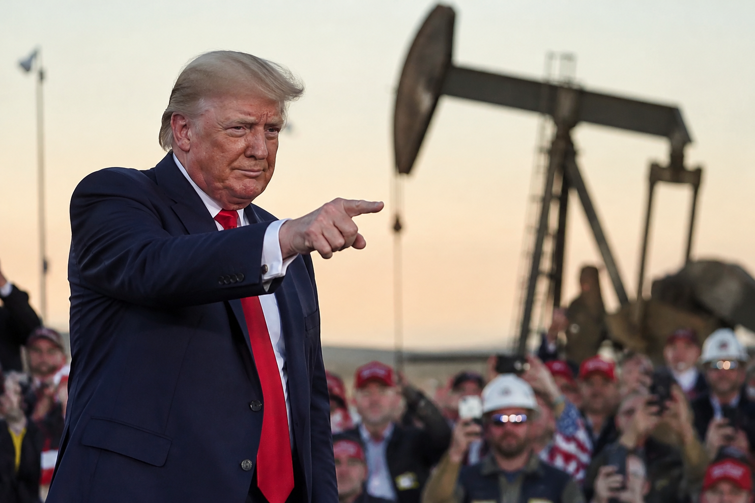 Trump floats Venezuela statehood while touting US oil deal at Texas rally