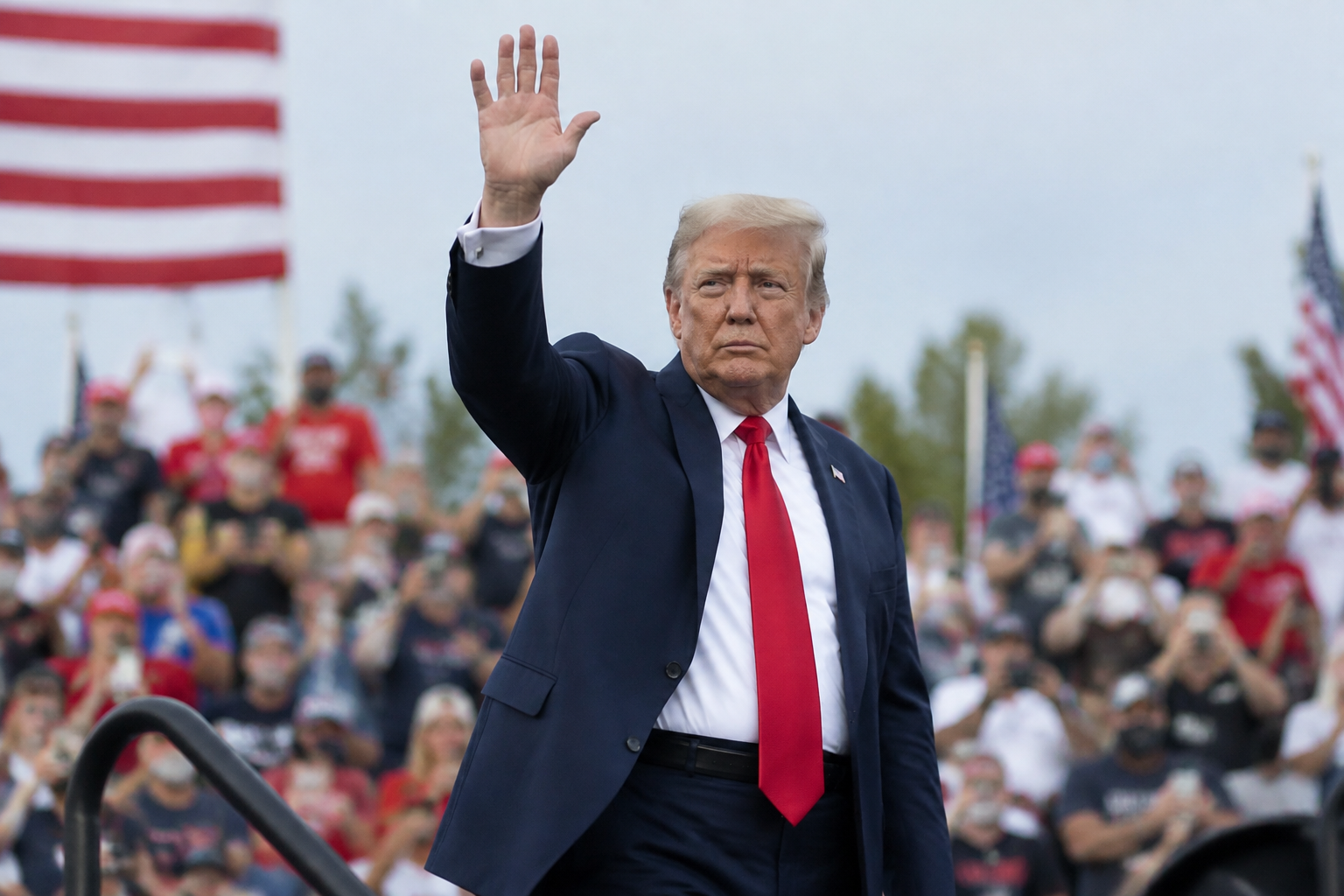 Trump Campaigns Ahead of Midterms; Israeli Election Deadlocked, Fed Hold Expected