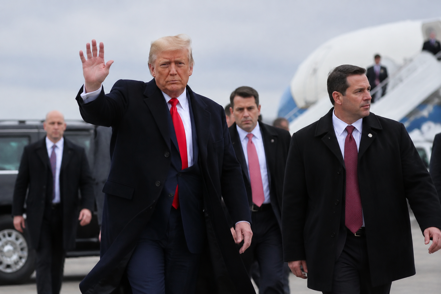 Ethics Experts Question Trump Officials’ Hatch Act Compliance on Campaign Trail